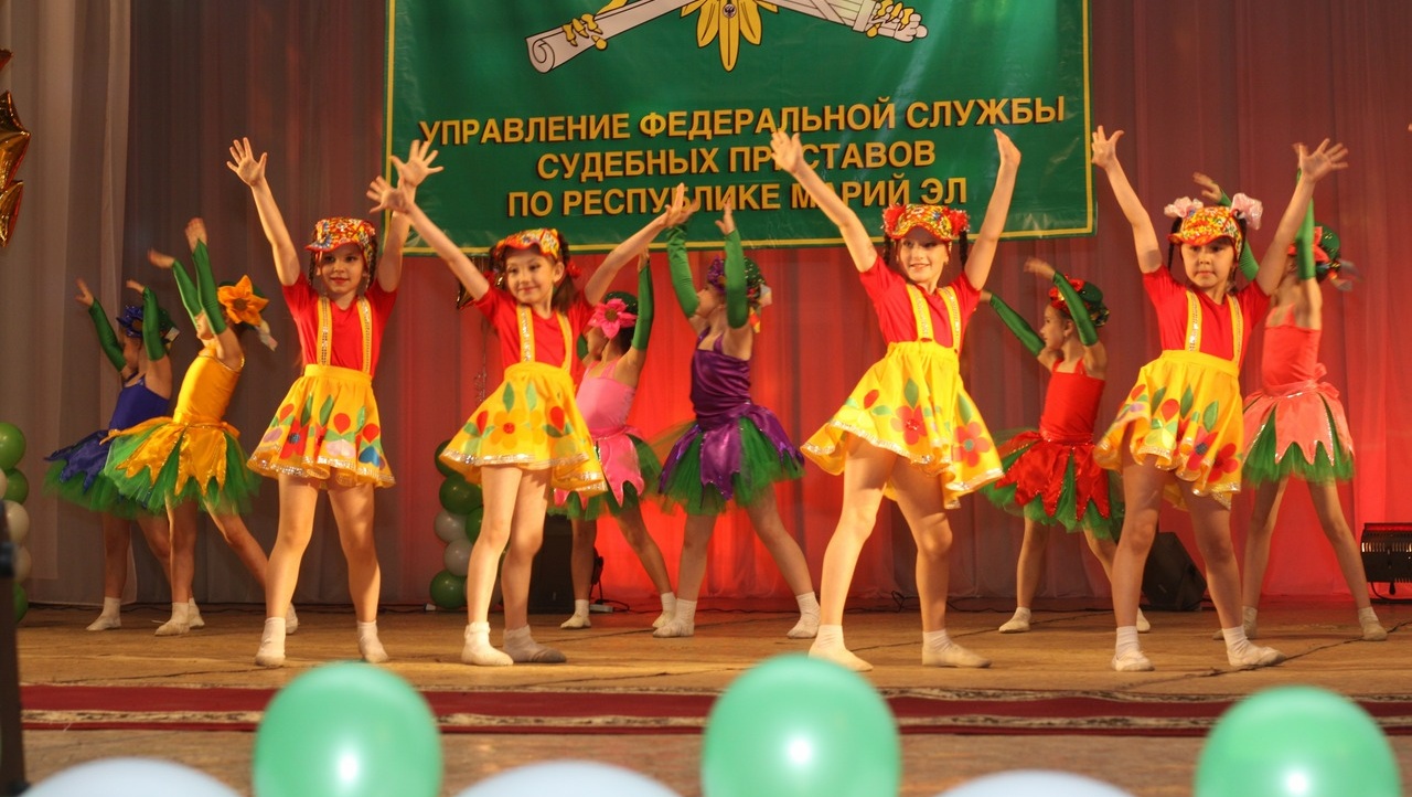 В Марий Эл стартовал конкурс «Хрустальные звездочки»