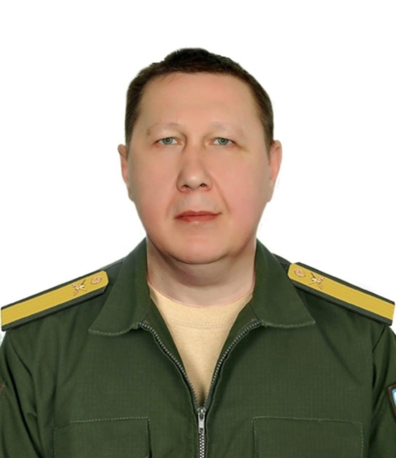 Советский район простился с 49-летним бойцом СВО Владиславом Ушковым