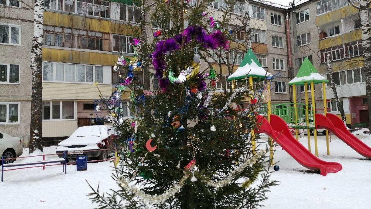 В Марий Эл запустили проект «#ЁлкиАрт. Праздник в каждом дворе»