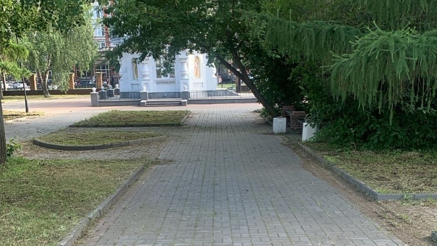 В Йошкар-Оле взялись за сквер около Русского драмтеатра
