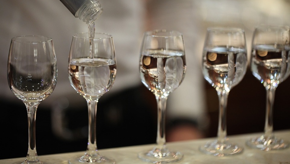 В Марий Эл из незаконного оборота изъяли 5,6 тысячи литров алкоголя