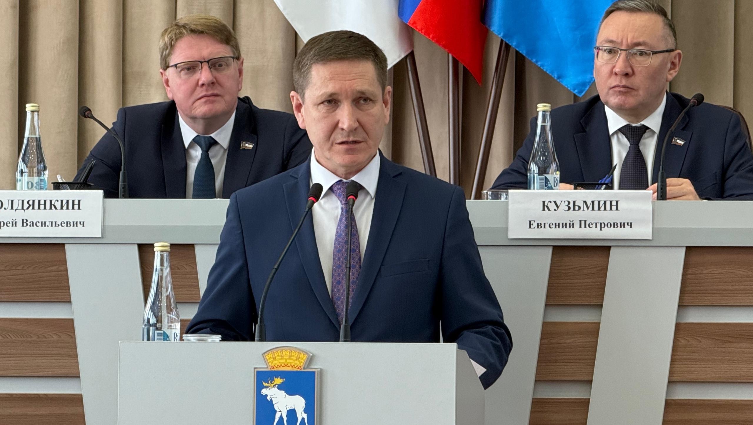 Антон Трудинов отчитался о результатах работы на сессии Горсобрания