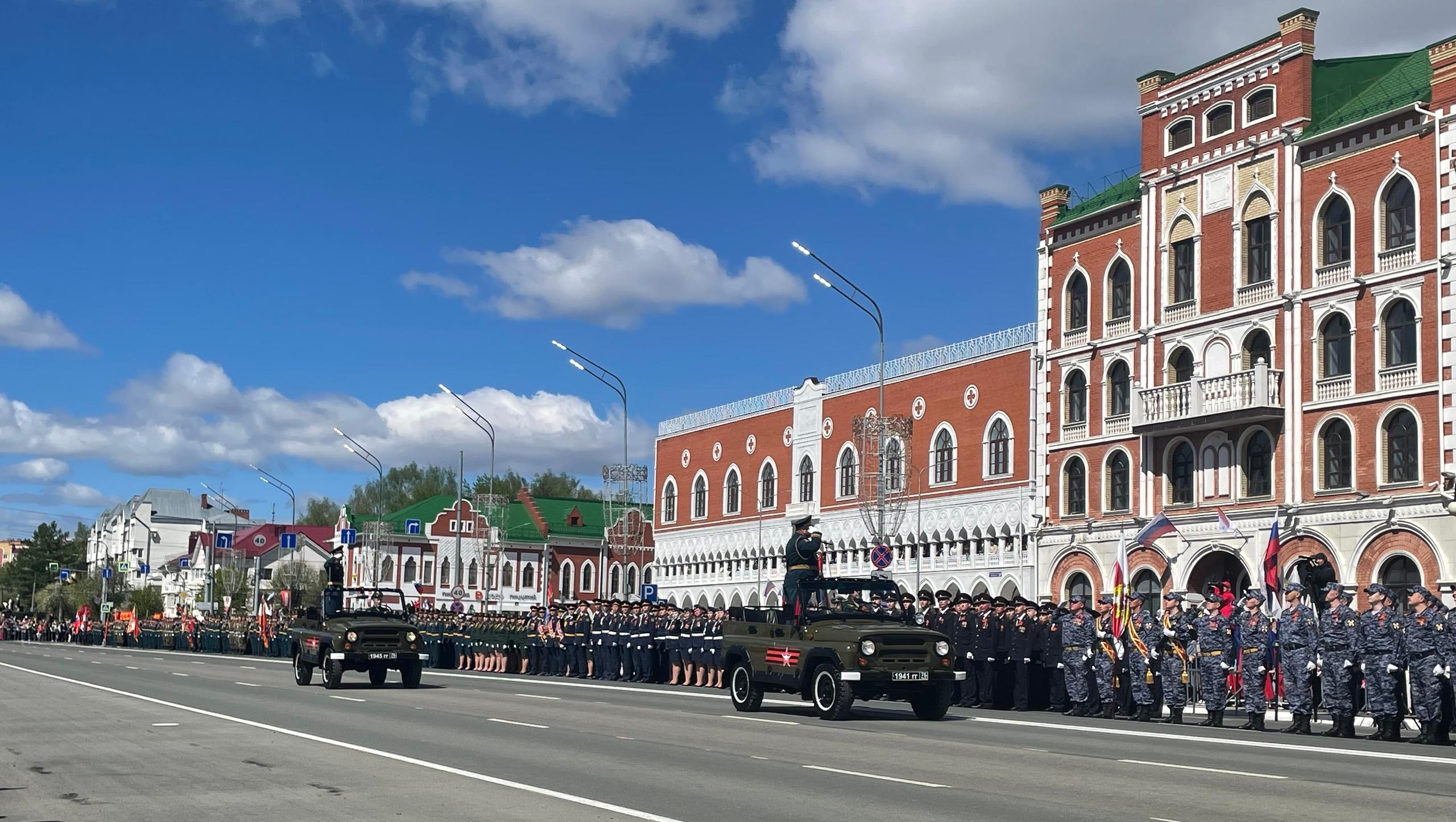 В Йошкар-Оле прошёл парад Победы