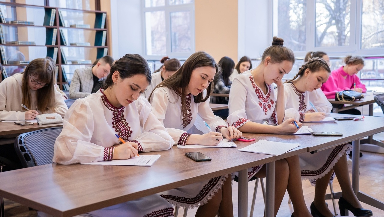 Международная акция «X Всеобщий диктант «Марла чын возена»