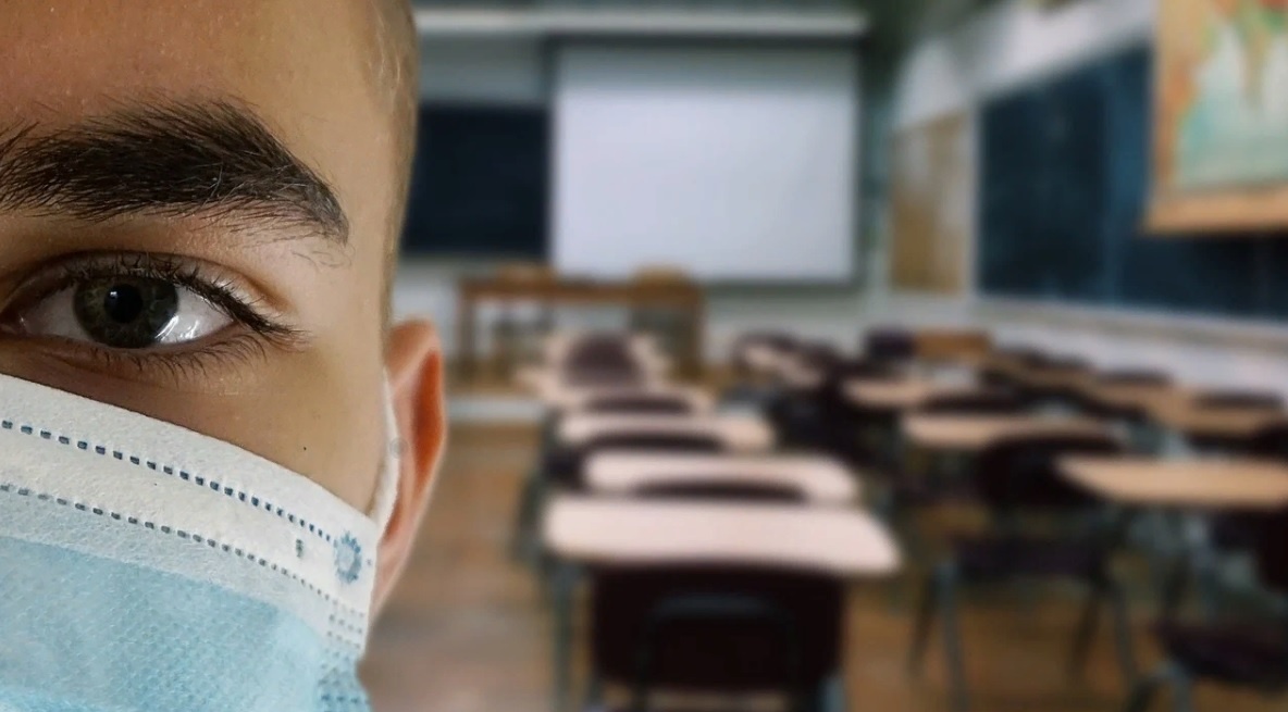 В Марий Эл учителя в школах будут ходить в масках
