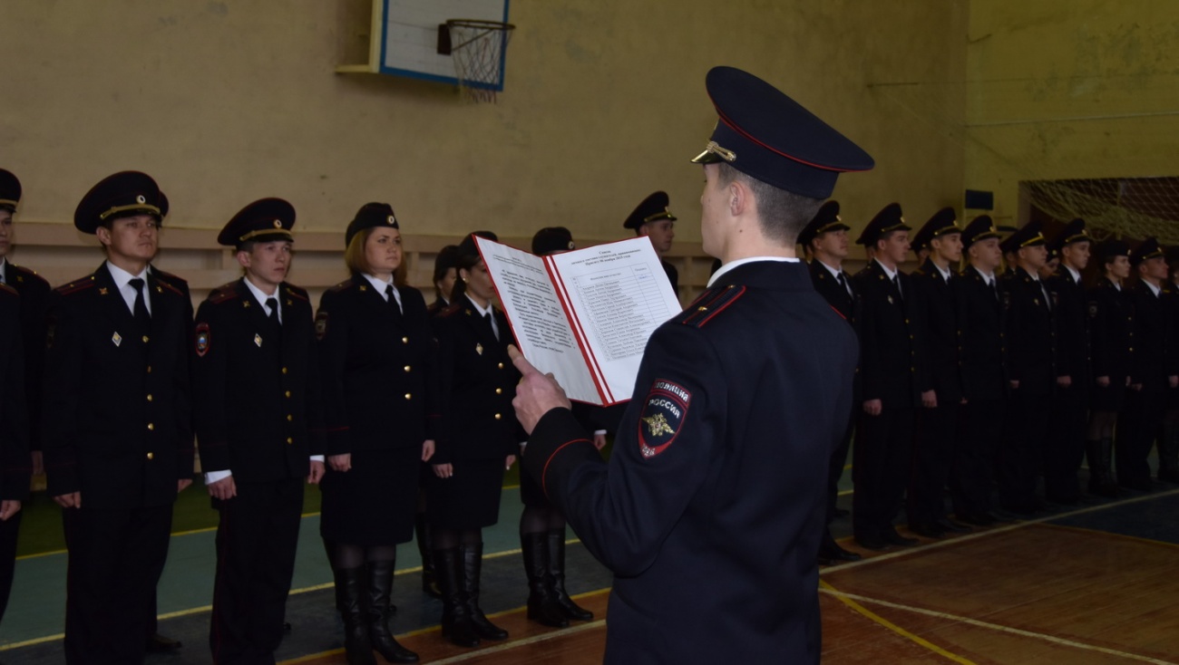 Полицейские поклялись «не щадить своих сил в борьбе с преступностью»