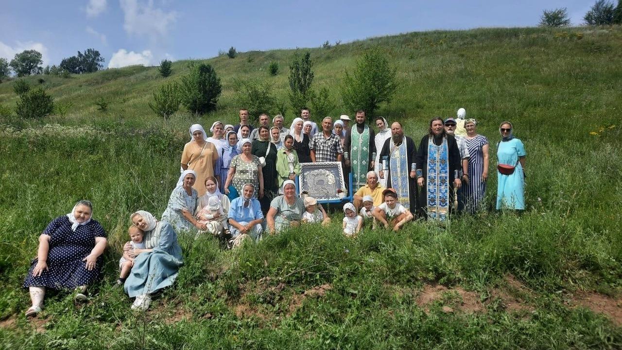 В Горномарийском районе начался крестный ход с Владимирской иконой