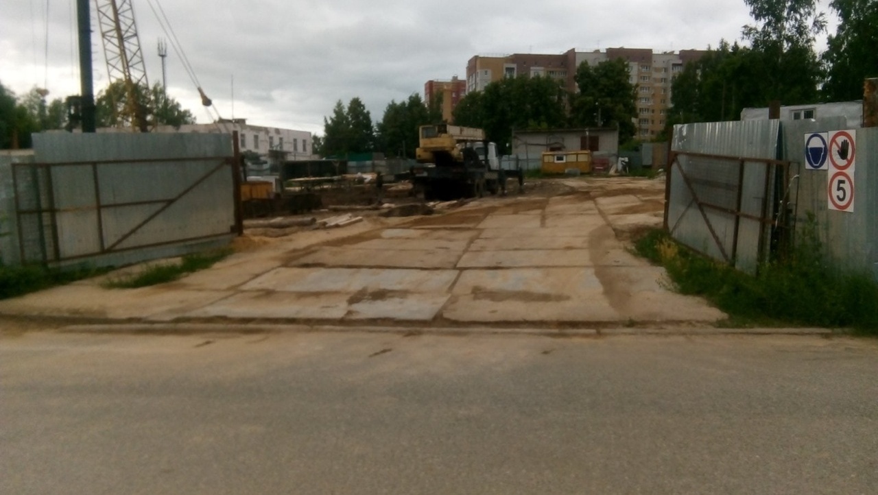 Власти Йошкар-Олы не позволили строительной технике ездить с грязными колёсами