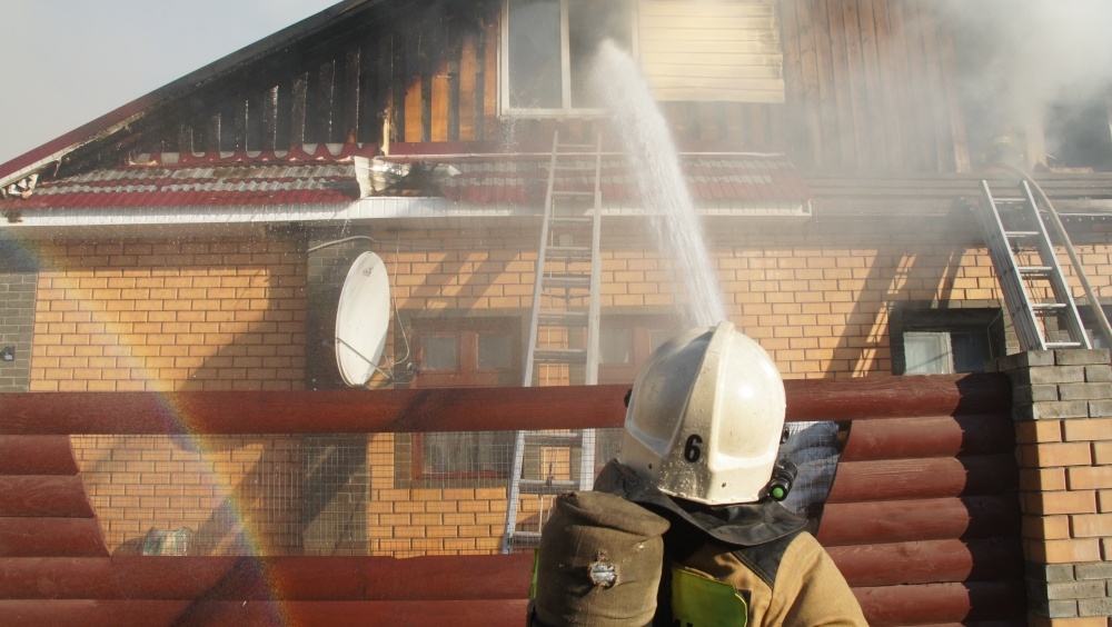 В Марий Эл на прошлой неделе из огня спасли двух человек