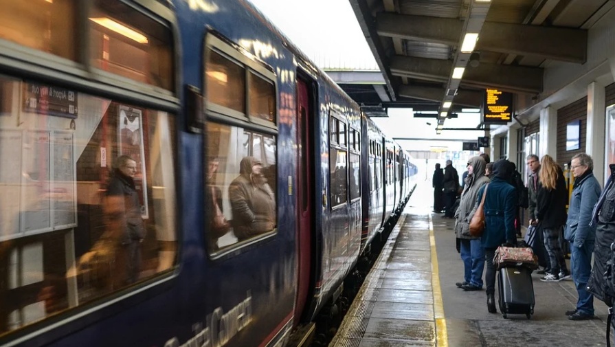 РЖД отменяет социальную дистанцию