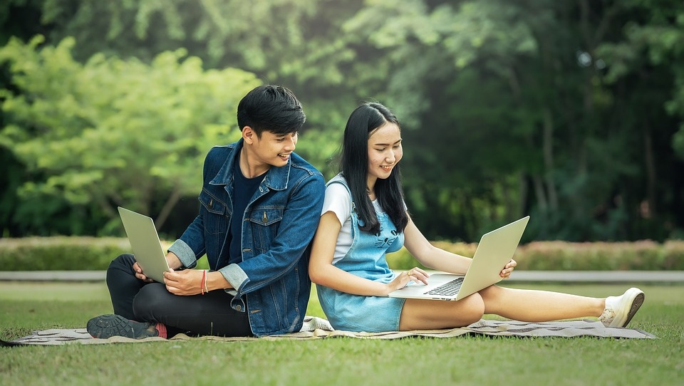 Только 1% российских подростков не пользуется соцсетями