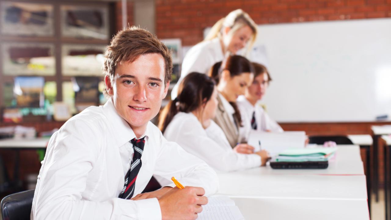 Стало известно, что разрешено школьникам взять с собой на ЕГЭ