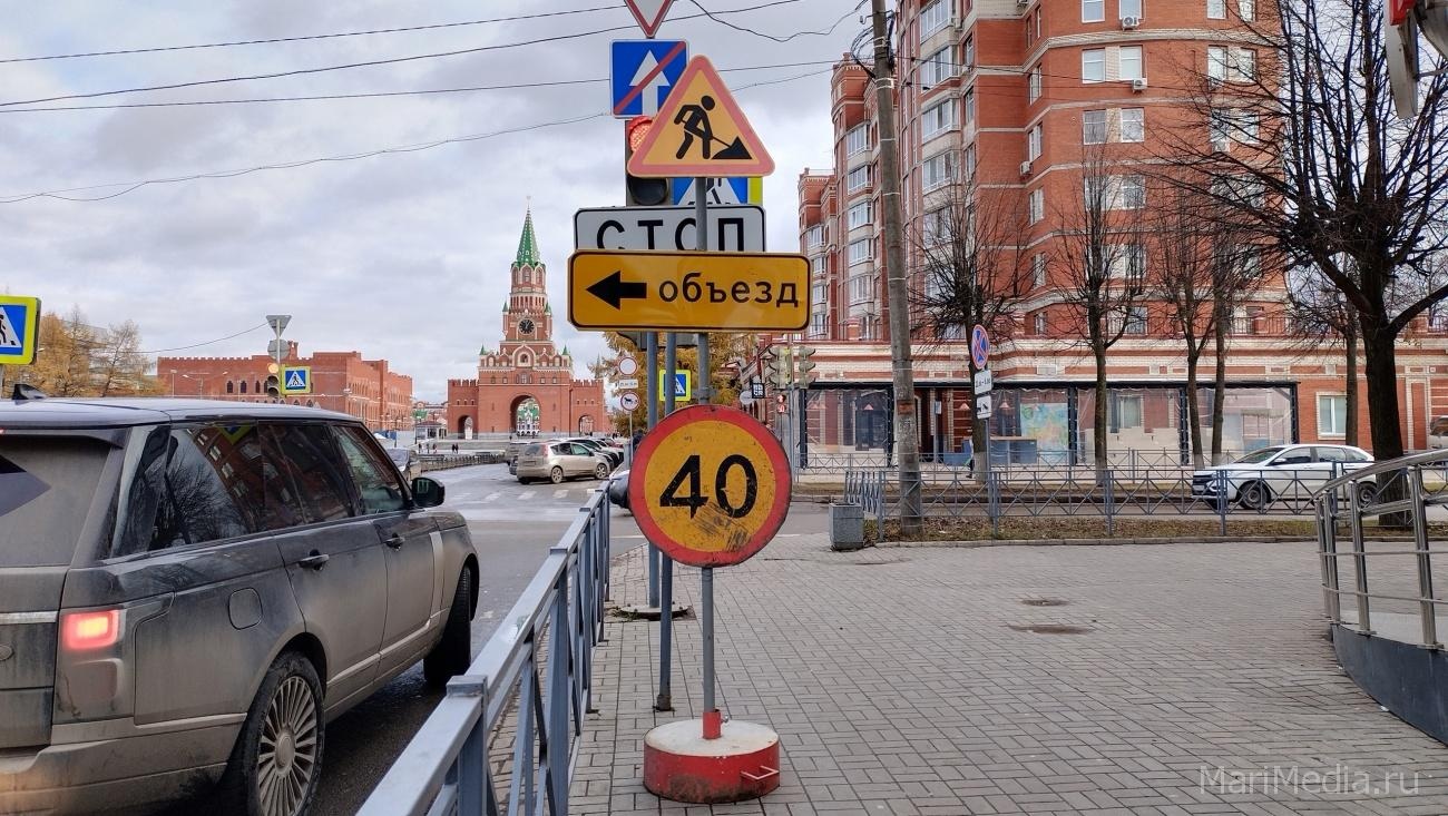 В Йошкар-Оле ограничено движение по улице Вознесенской у Православного центра