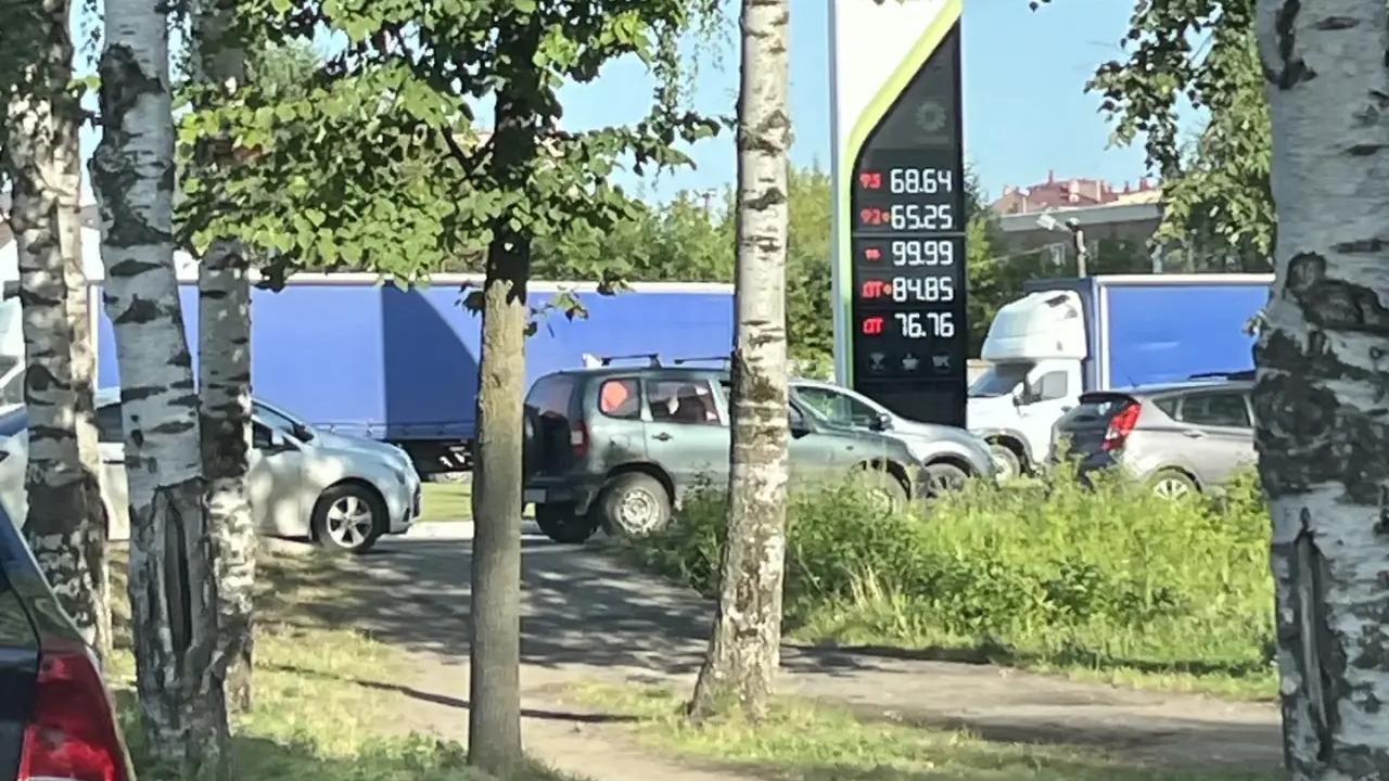 В Марий Эл отмечают снижение цен на топливо и сокращение очередей на АЗС 