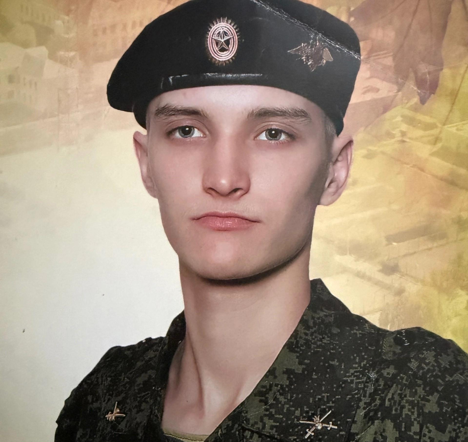 В посёлке Советский похоронили 30-летнего бойца, погибшего более года назад