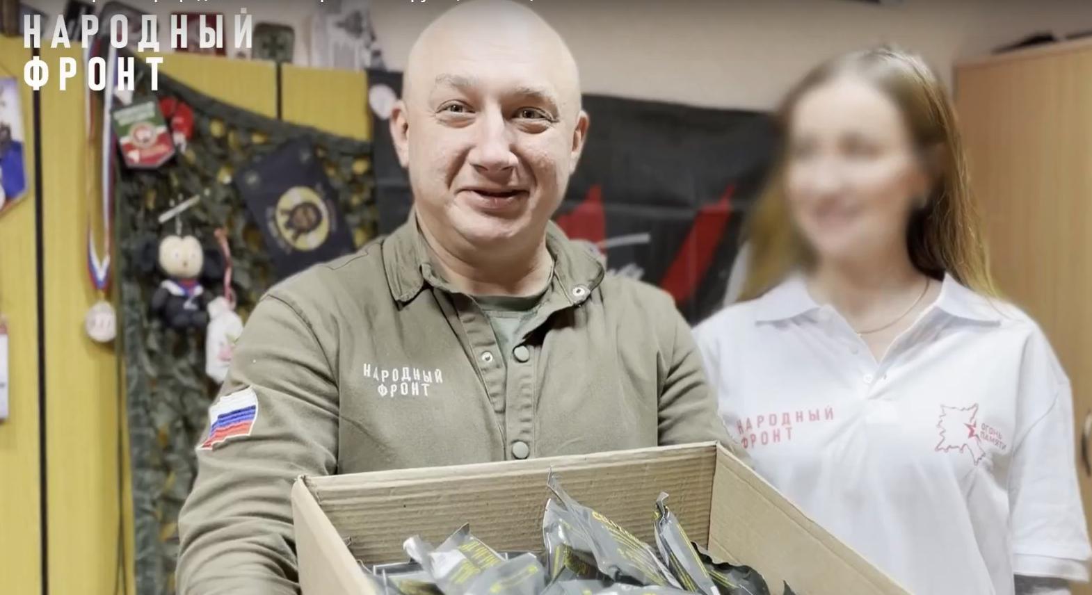 Волонтёр из США привезла для бойцов Марий Эл ценную посылку