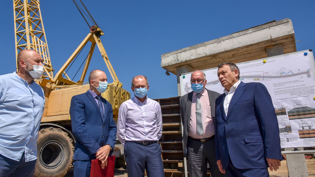 Глава Марий Эл оценил ход строительства объездной на улицах Кирова-Строителей