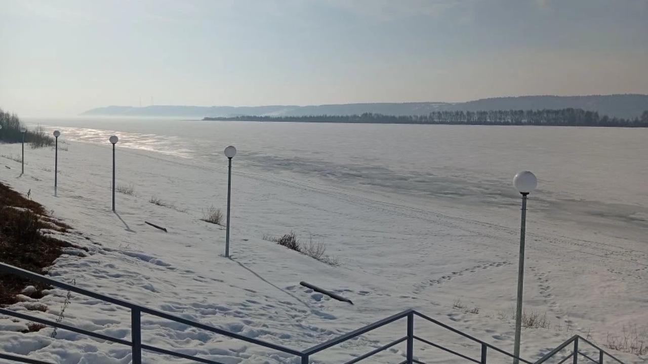 На водоёмах в Марий Эл появляется всё больше промоин