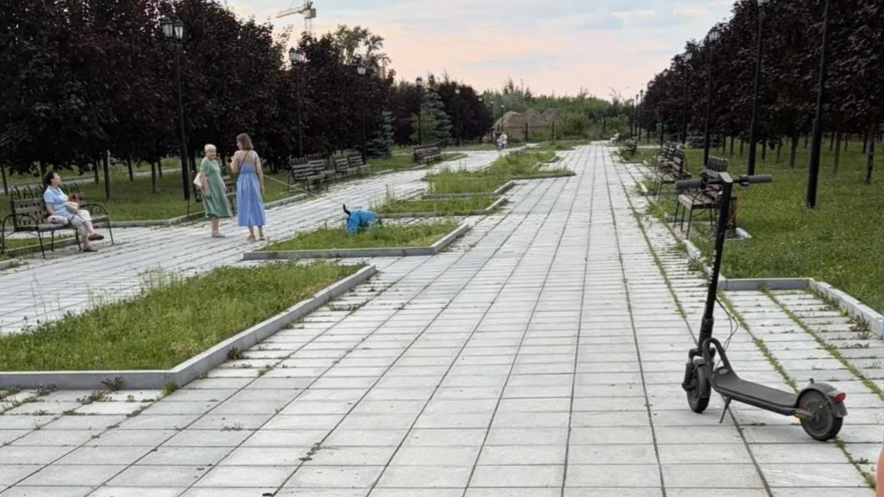 В Йошкар-Оле 9-летняя девочка на электросамокате наехала на 1,5-годовалого ребёнка