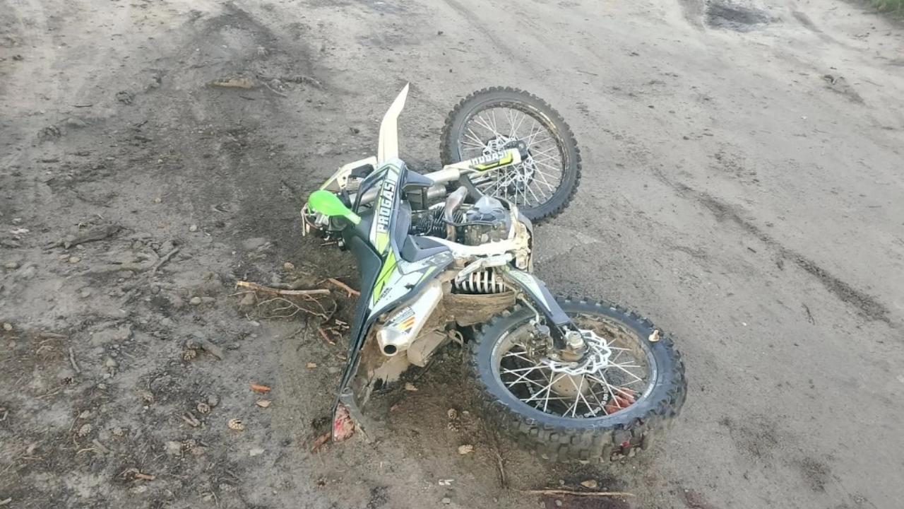В Сурке в ночном ДТП серьёзно пострадал пьяный питбайкер