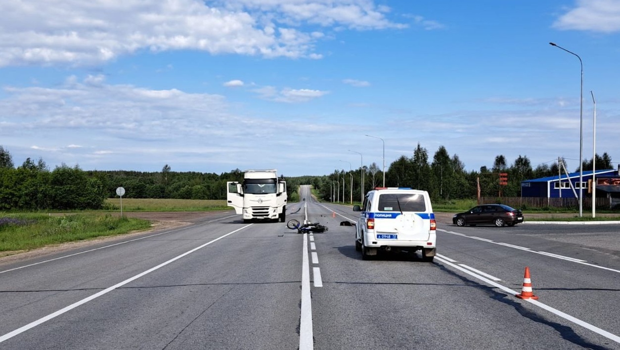 На трассе в Звениговском районе насмерть сбили мопедиста