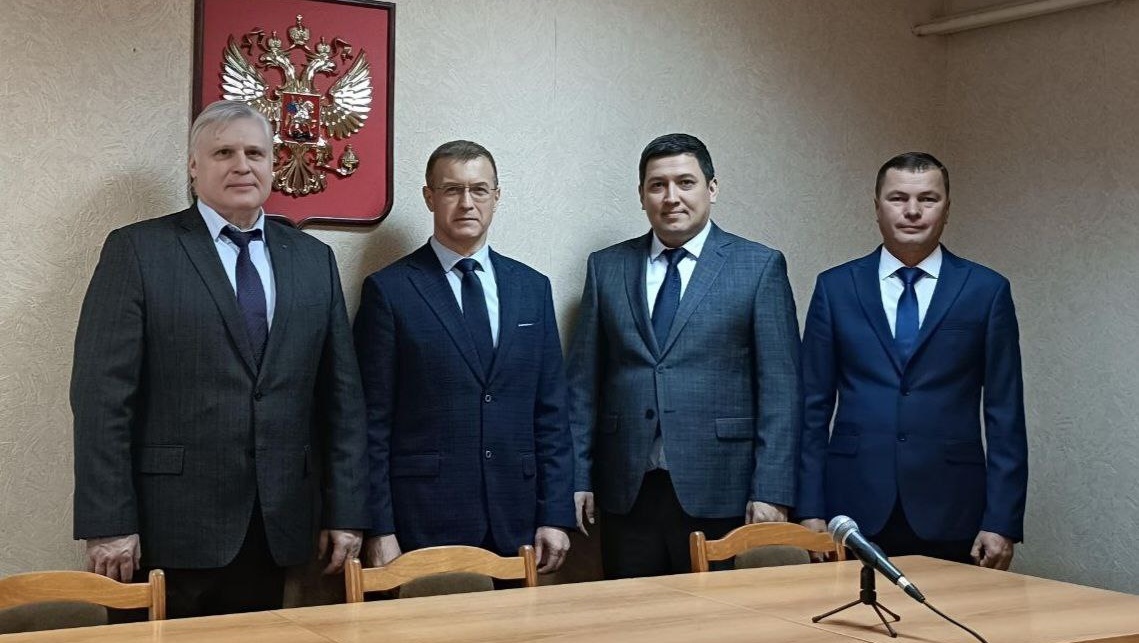 В коллектив Звениговского районного суда влился новый сотрудник