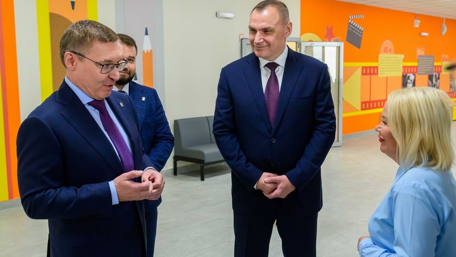 Владимир Якушев и Юрий Зайцев оценили готовность йошкар-олинской школы № 32 к новому учебному году