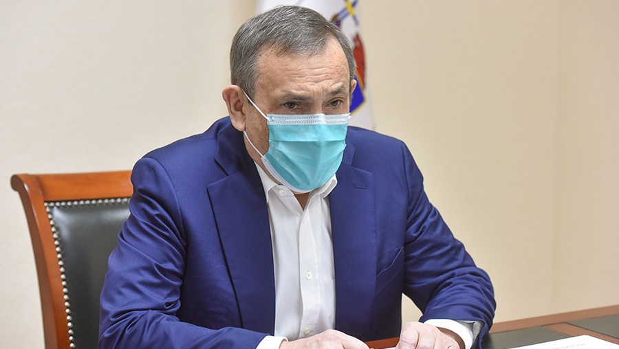 Школьников и студентов Марий Эл в зависимости от возраста отправляют на каникулы и дистанционку