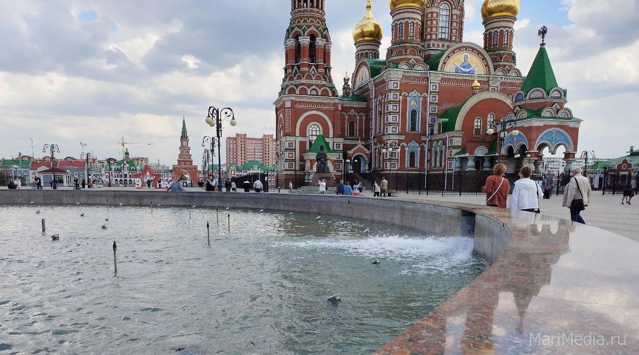 В Йошкар-Оле начали включать фонтаны