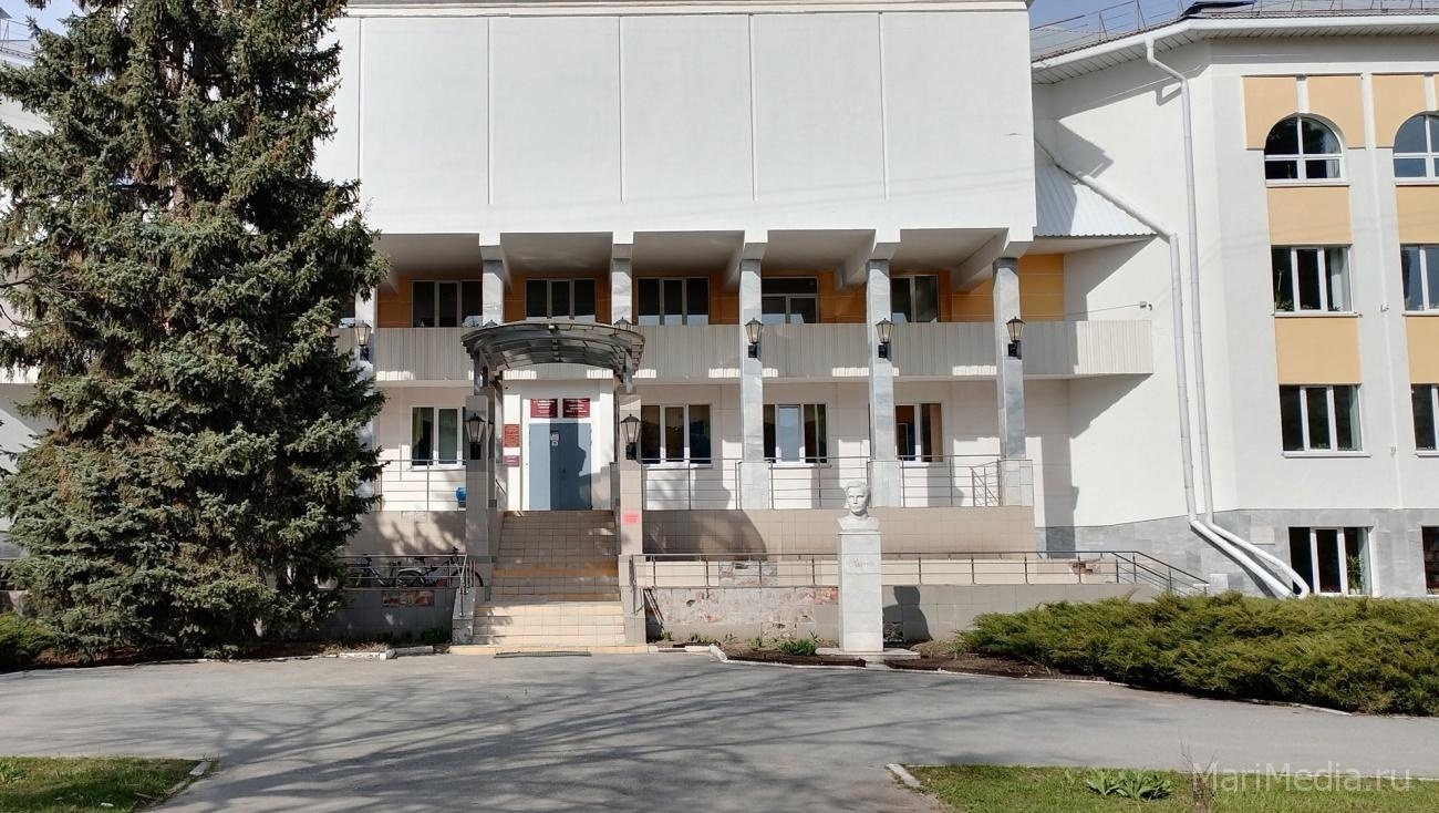 В Национальной библиотеке Марий Эл сообщили о графике работы в праздники