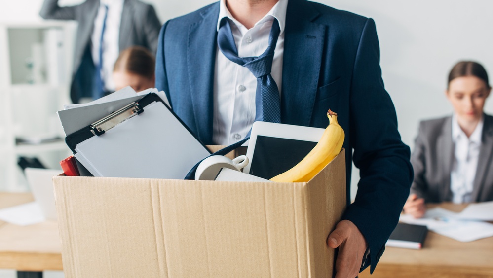 Работодатели планируют массовые сокращения сотрудников