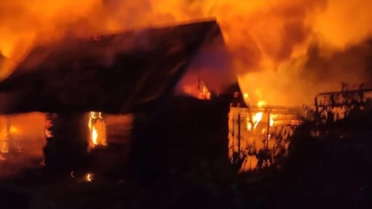 В Оршанском районе в отсутствие хозяев сгорело всё их хозяйство вместе домом