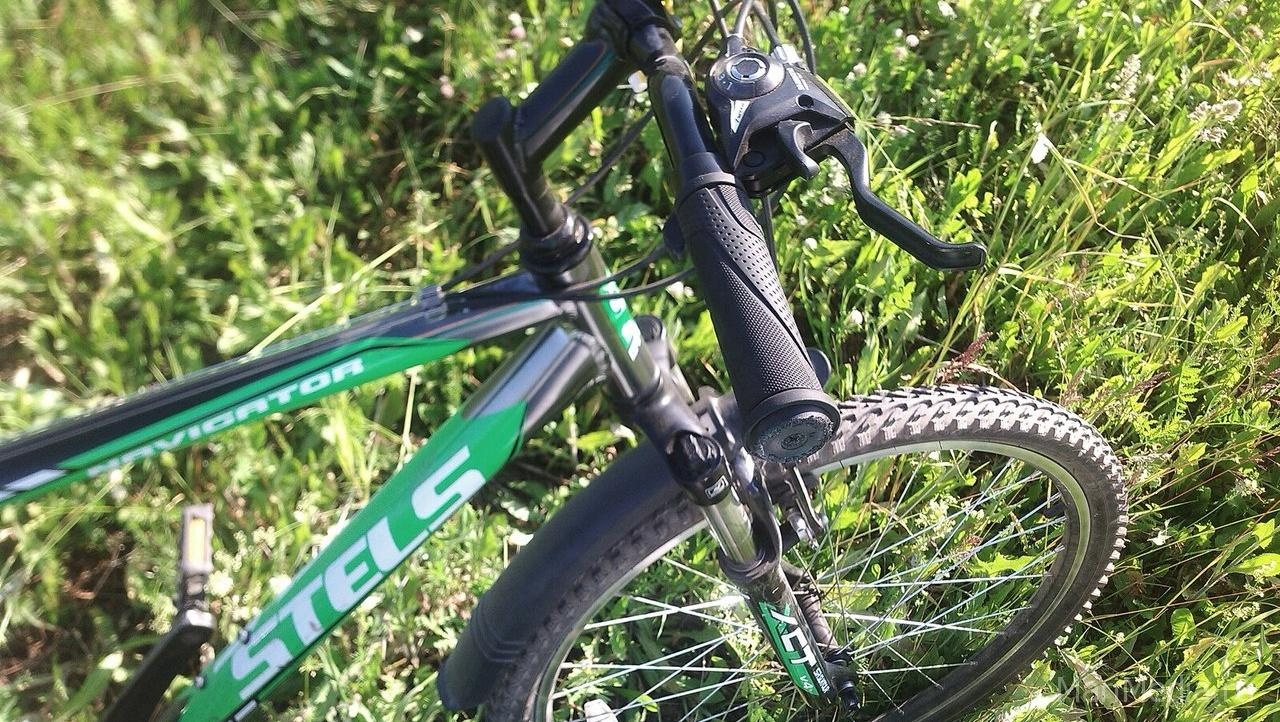 В посёлке Приволжский Toyota наехала на 11-летнюю велосипедистку