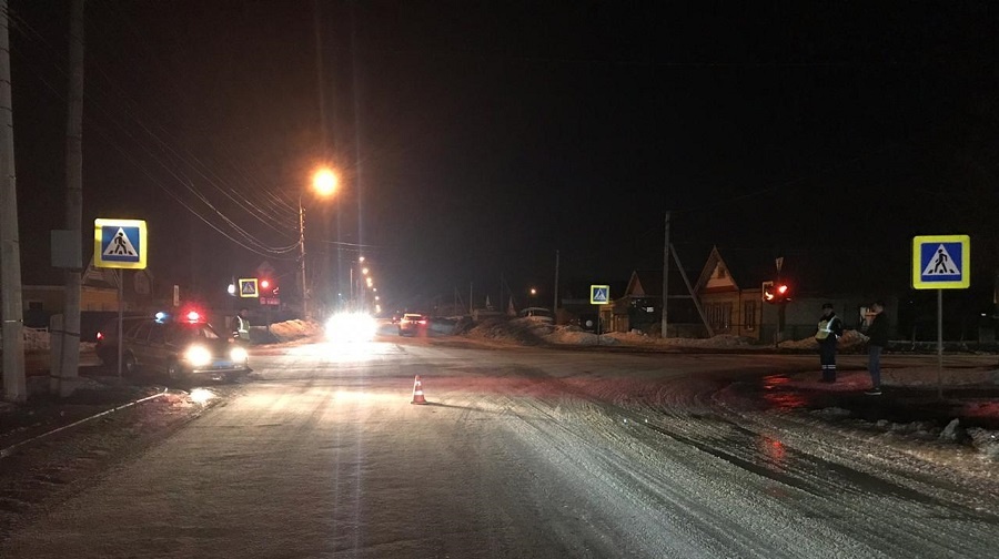 В Волжске на пешеходном переходе сбили женщину с ребёнком