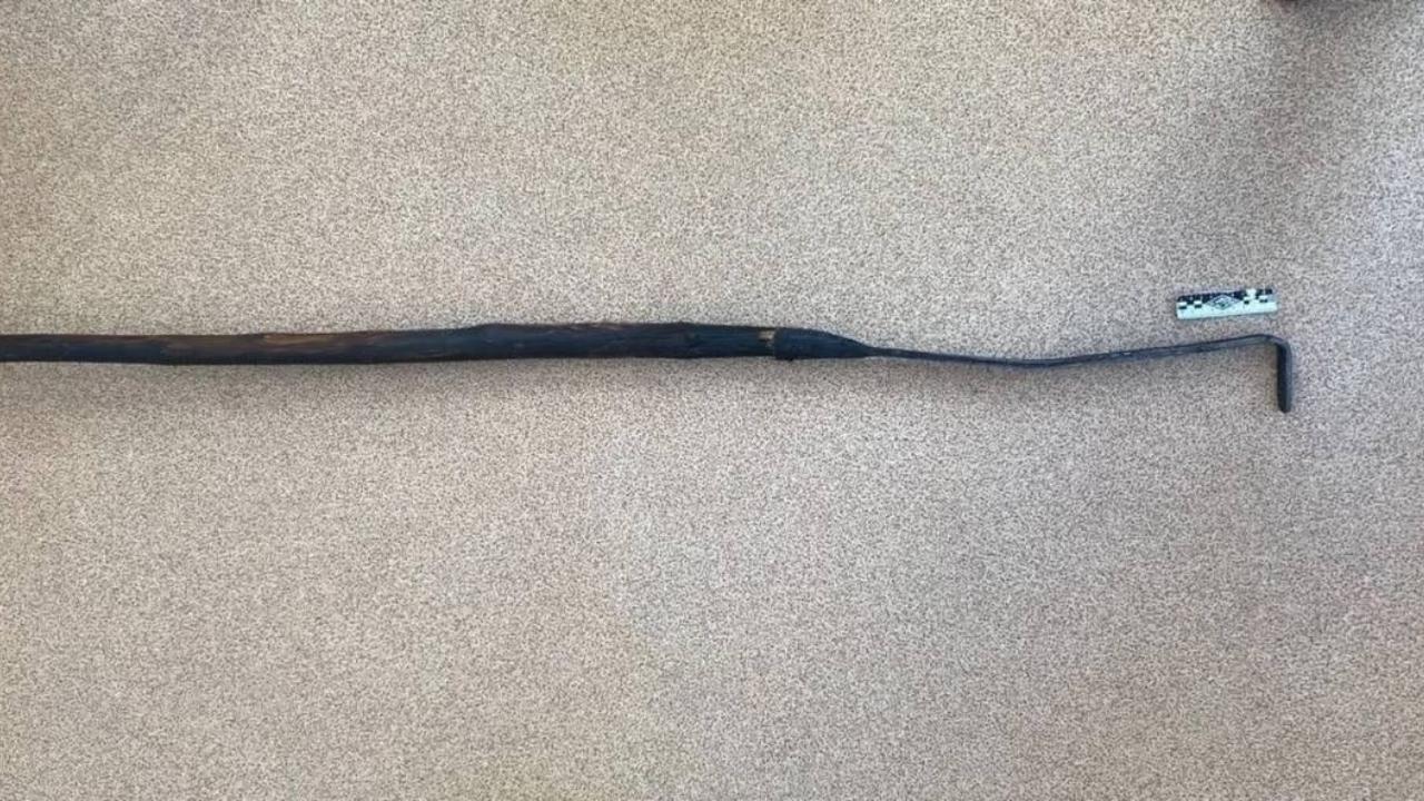 Житель Моркинского района прижигал супругу раскалённой кочергой