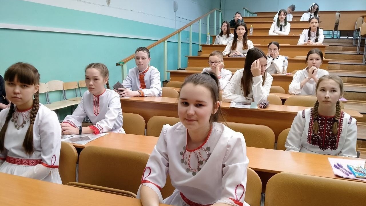 В Йошкар-Оле завершился заключительный этап олимпиады по родным языкам