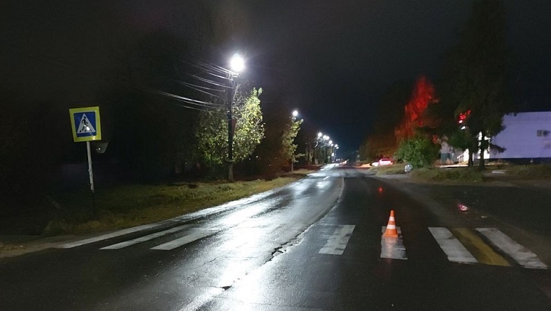 В Козьмодемьянске водитель Kio Rio сбила парня и девушку