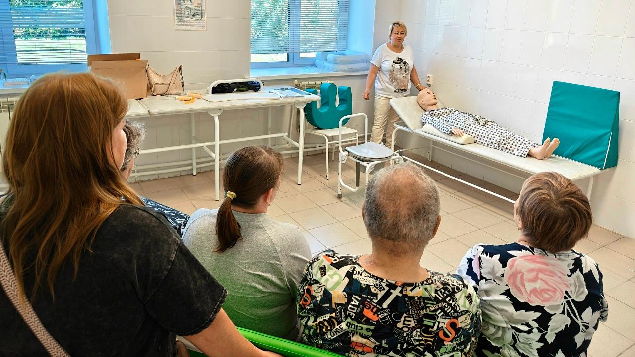 В Новоторъяльском районе КЦС осваивает новый формат работы школ ухода