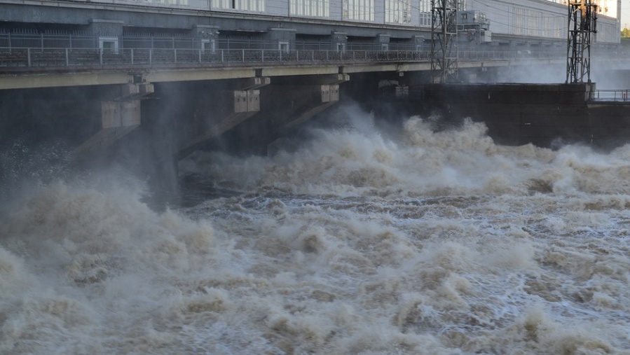 Олег Николаев поддерживает поднятие уровня воды на Чебоксарской ГЭС