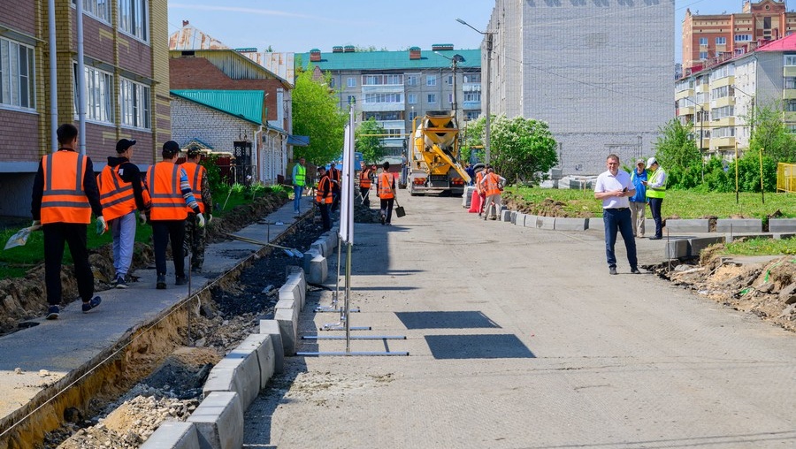 На ремонт дворов Медведевский район получит более 17 млн рублей