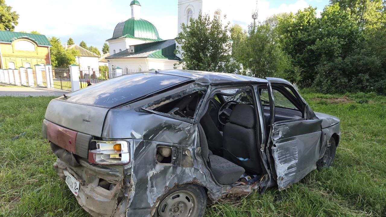 В Медведевском районе «ВАЗ-2112» насмерть сбил пешехода 