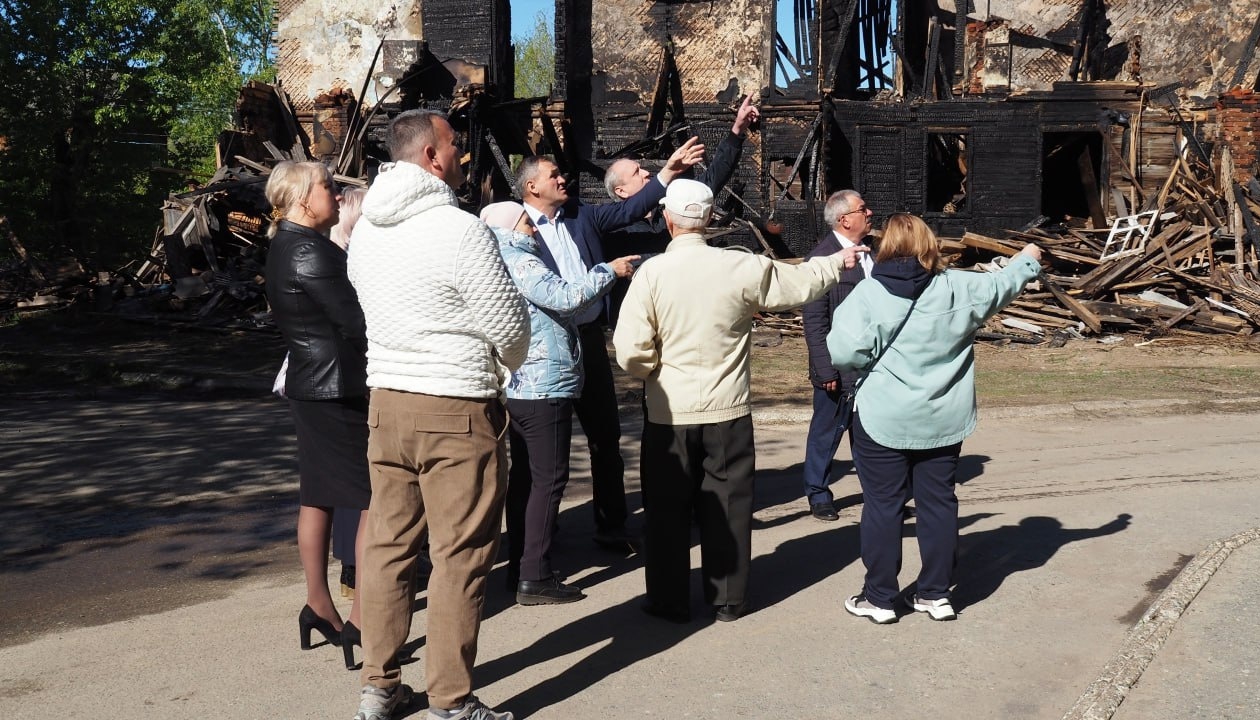 Мэр Волжска: «Город несёт огромные убытки из-за пожаров в расселённых домах»