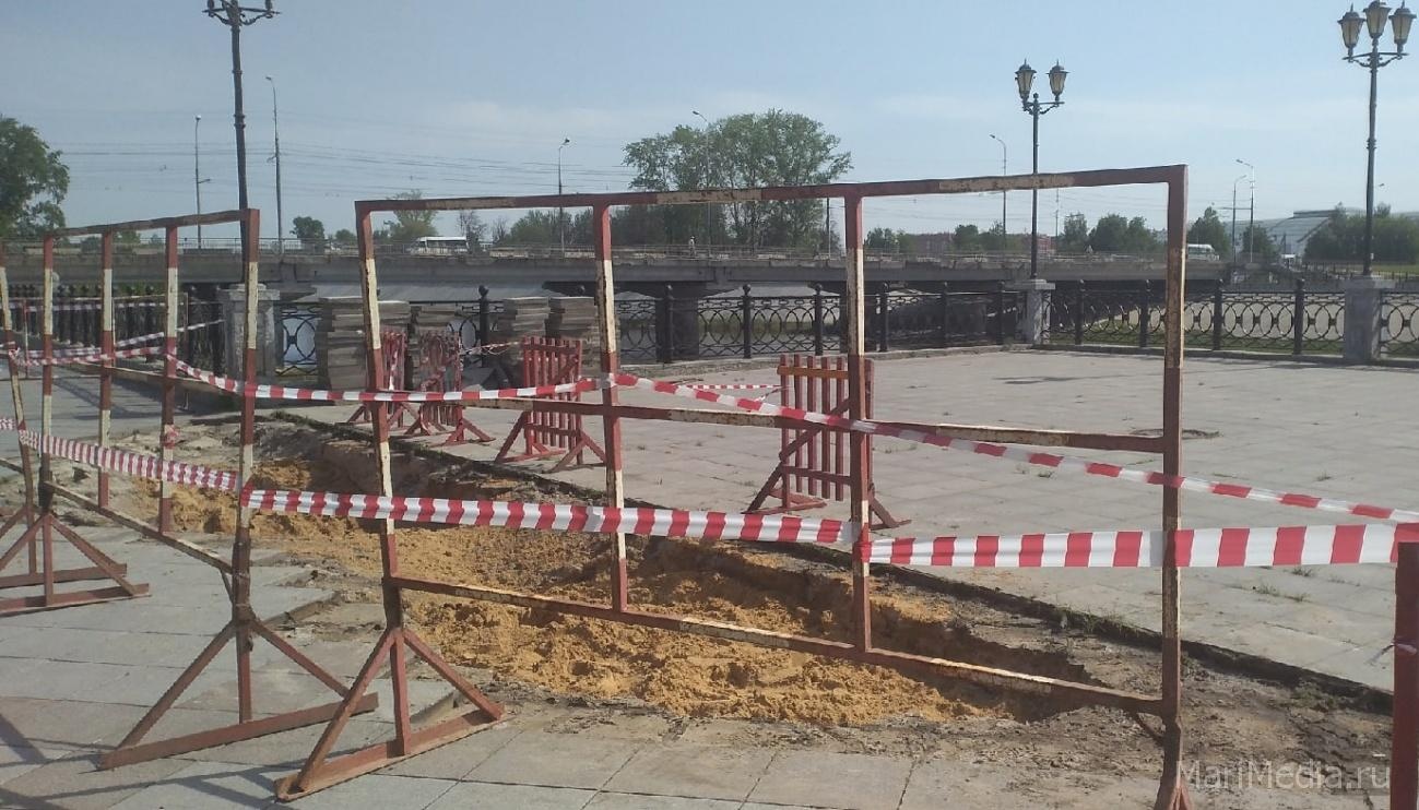 В Йошкар-Оле размыло грунт на набережной