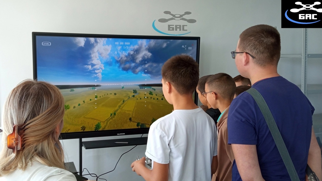 В Исменецкой школе в Звениговском районе открыли кружок беспилотной авиации