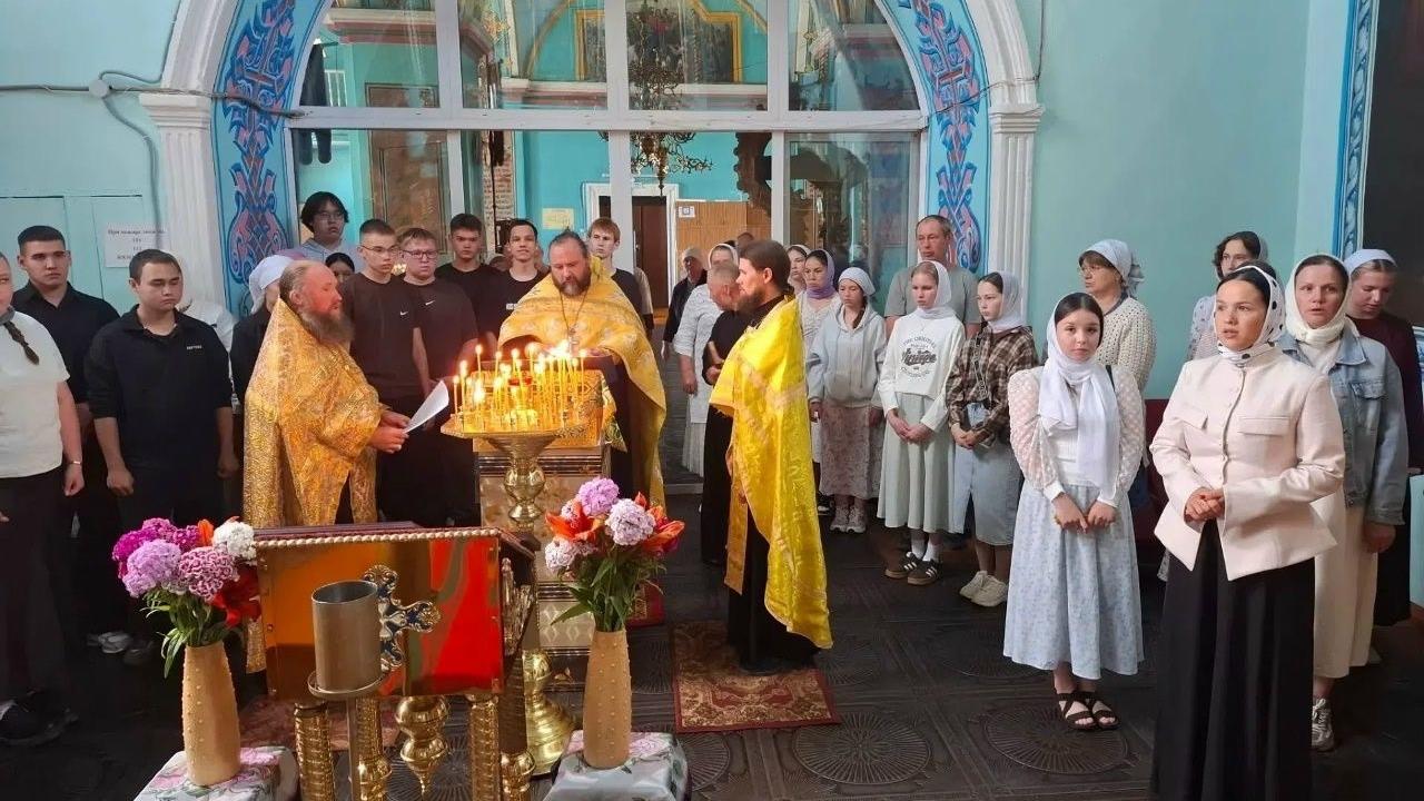 Для выпускников Горномарийского района провели благодарственный молебен