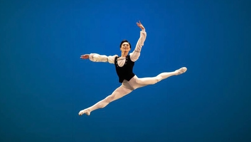 Артисты балета Марий Эл с триумфом выступили на Международном конкурсе