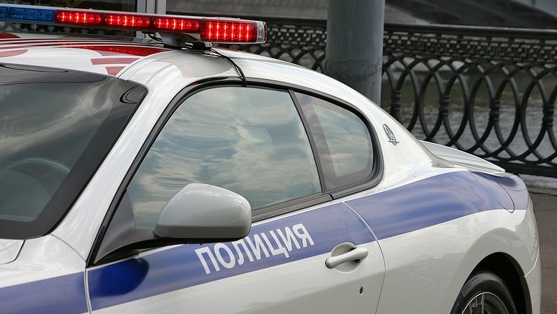 Водитель в красной куртке сбил 32-летнюю йошкаролинку и скрылся с места ДТП