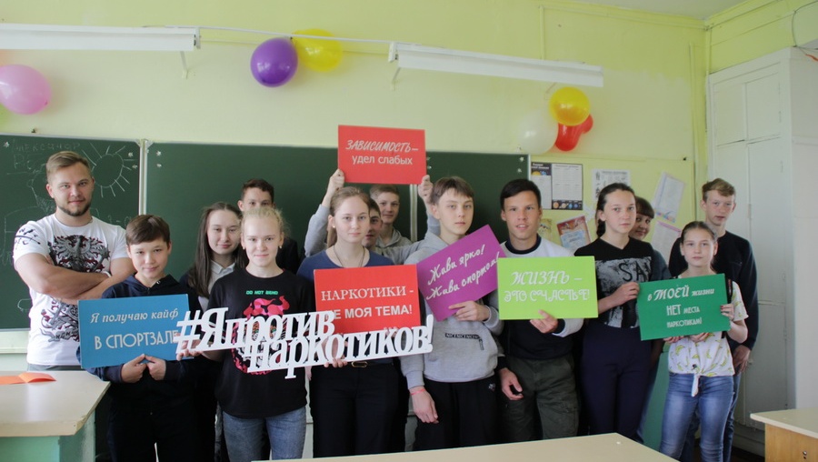 «Антинаркотический десант» высадился в Куженерском районе