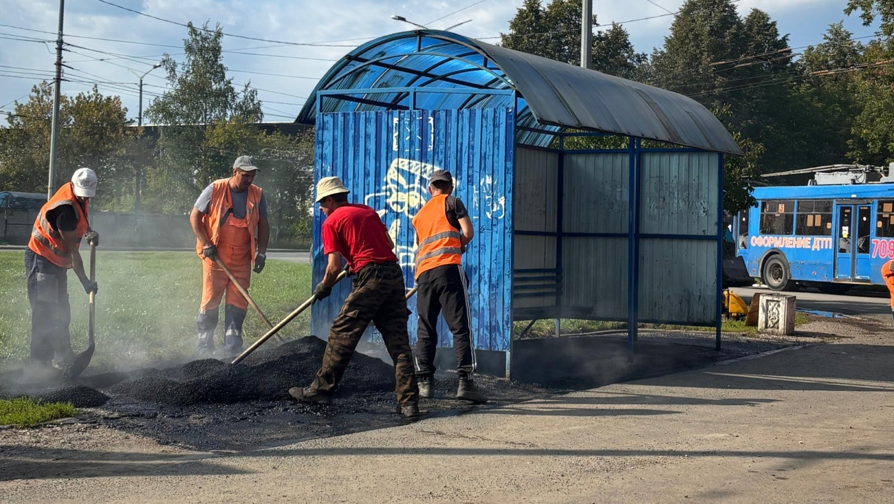 В Йошкар-Оле заасфальтировали ещё три остановки