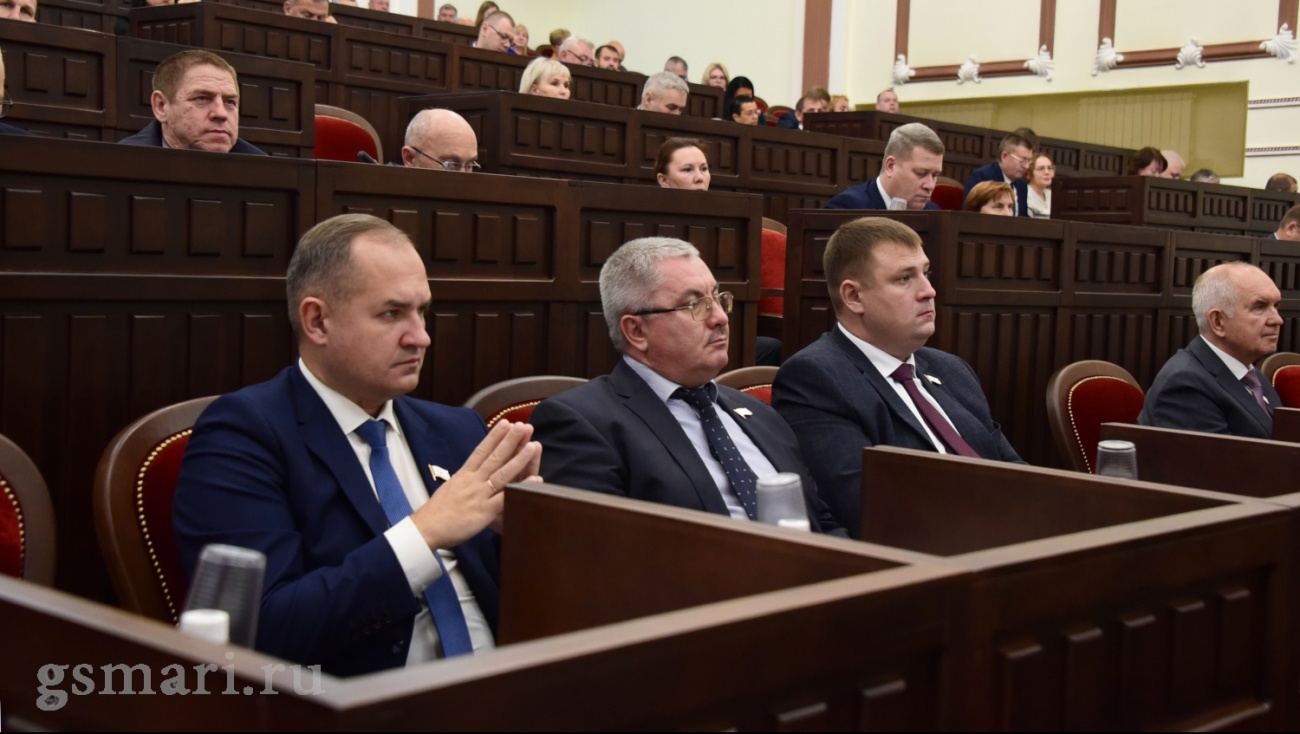 Депутатам Марий Эл предстоит рассмотреть 23 вопроса на сессии Госсобрания